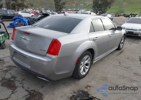 2015 Chrysler 300 Limited из США, поврежденный, VIN 2C3CCAAG6FH797465